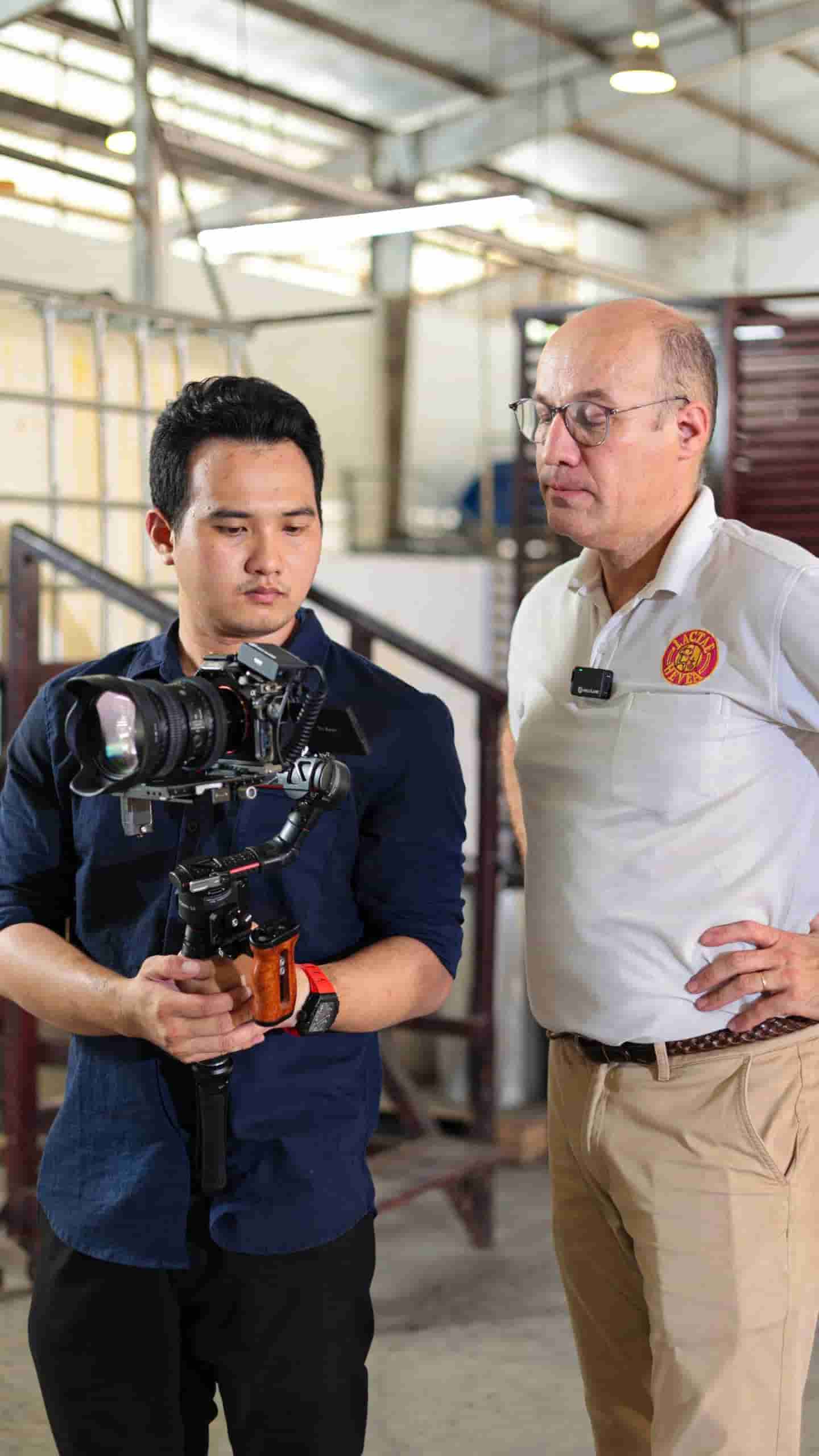 Quay phim tài liệu - TVC quảng cáo